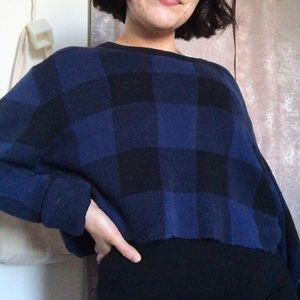 American Rag blue and black sweater
